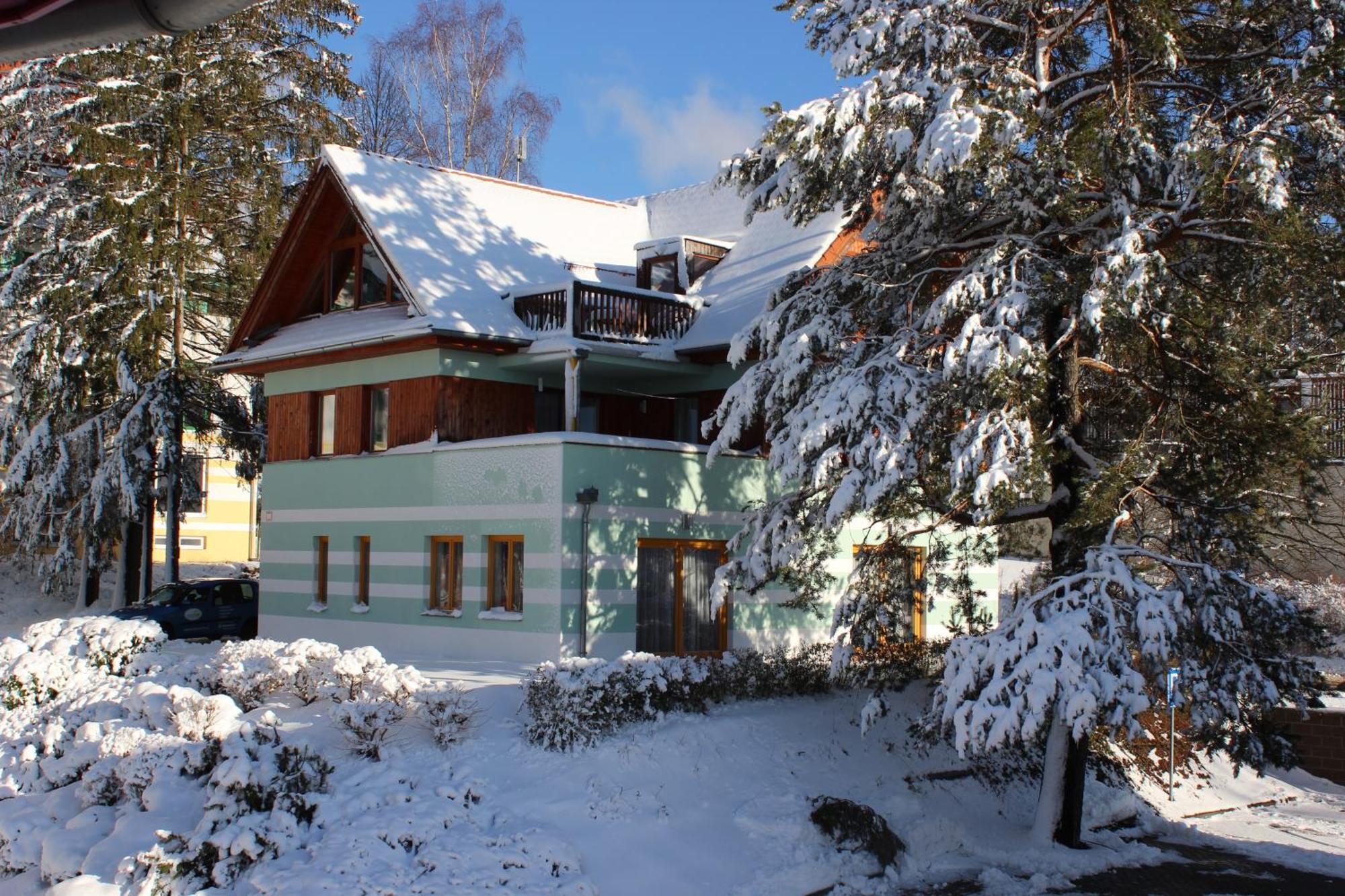Apartmany Riviera 505 Lipno nad Vltavou Rum bild